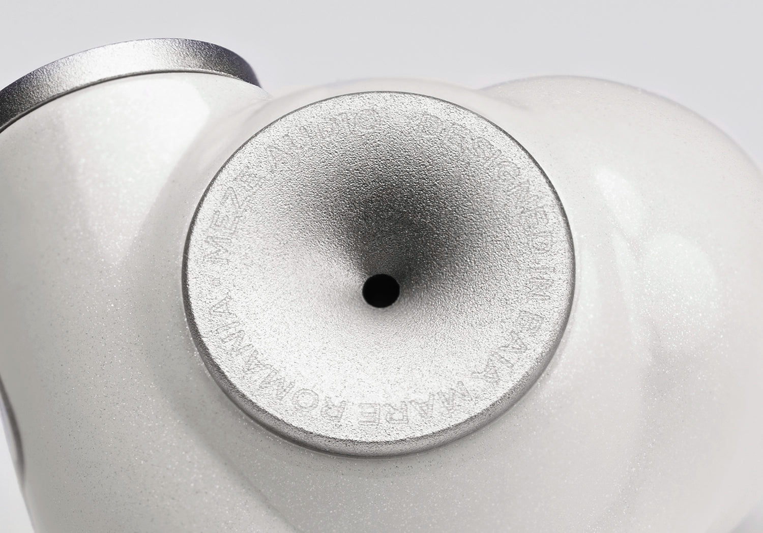 Meze Audio Alba premium in ear monitors detail