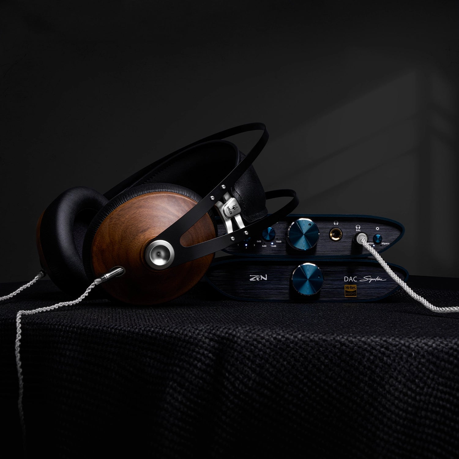 iFi Zen DAC V2 and Zen CAN - Best DAC Amp Combo for Audiophiles