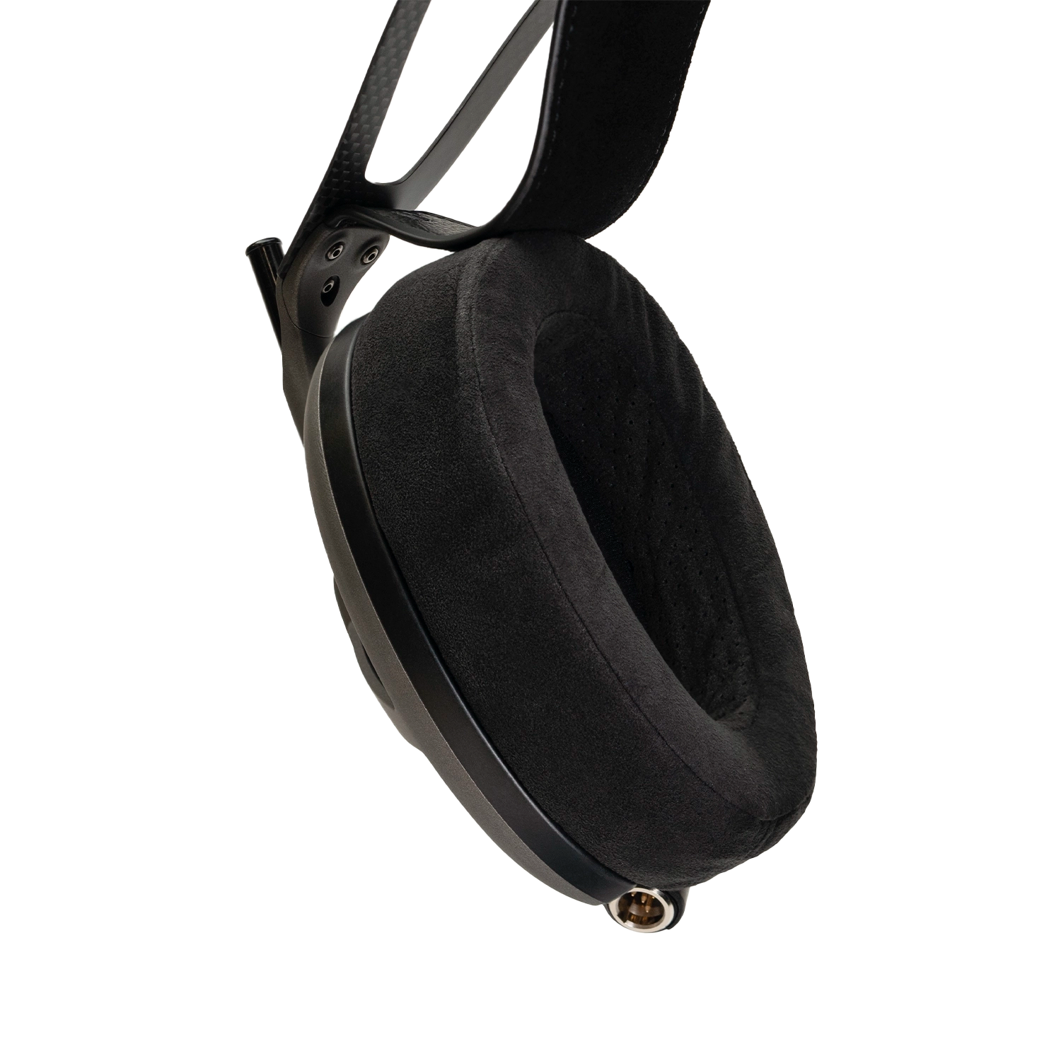 Meze Audio Empyrean II angled alcantara ear pads