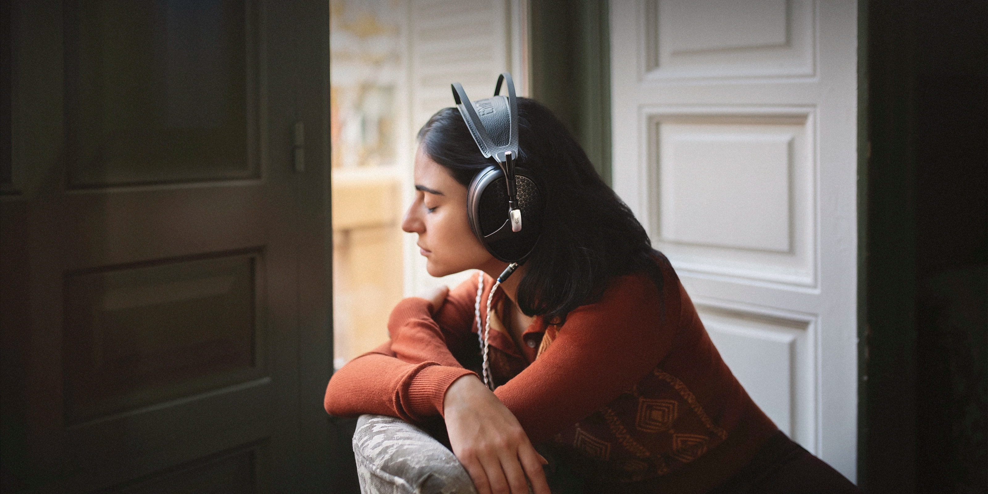 Meze Audio Empyrean II - Best Open-Back Headphones for Audiophiles and Studio Professionals