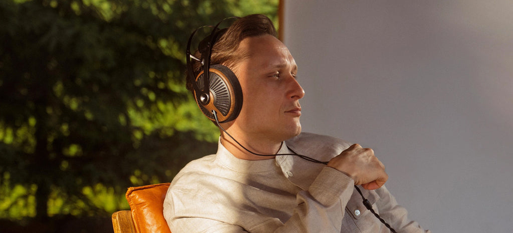 105 SILVA - CAPTIVATING ALL SENSES