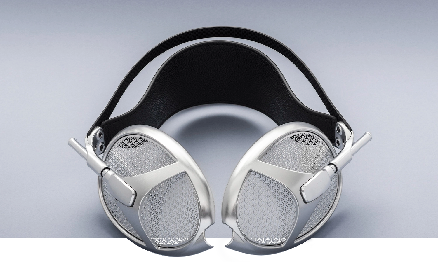 Meze Elite, a premium open-back headphone for audiophiles, featuring one of the best planar magnetic drivers for immersive sound quality.